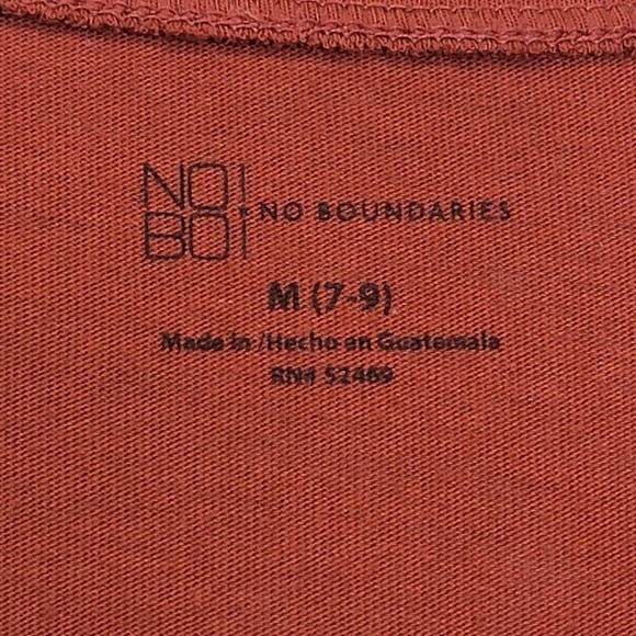 No Boundaries Rust Color Red Long Sleeve Under - Picture 4 of 9